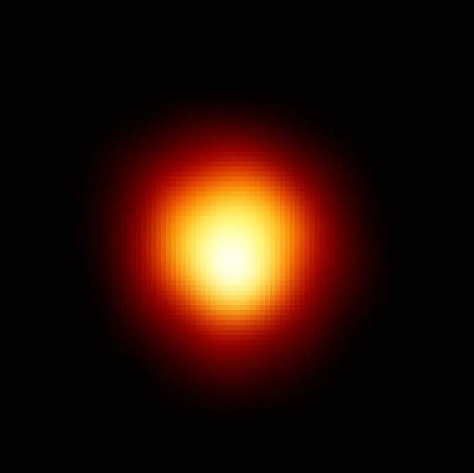 La prima immagine diretta del disco di una stella diversa dal Sole, Betelgeuse, fu acquisita con la Faint Object Camera del telescopio spaziale Hubble il 3 marzo 1995.