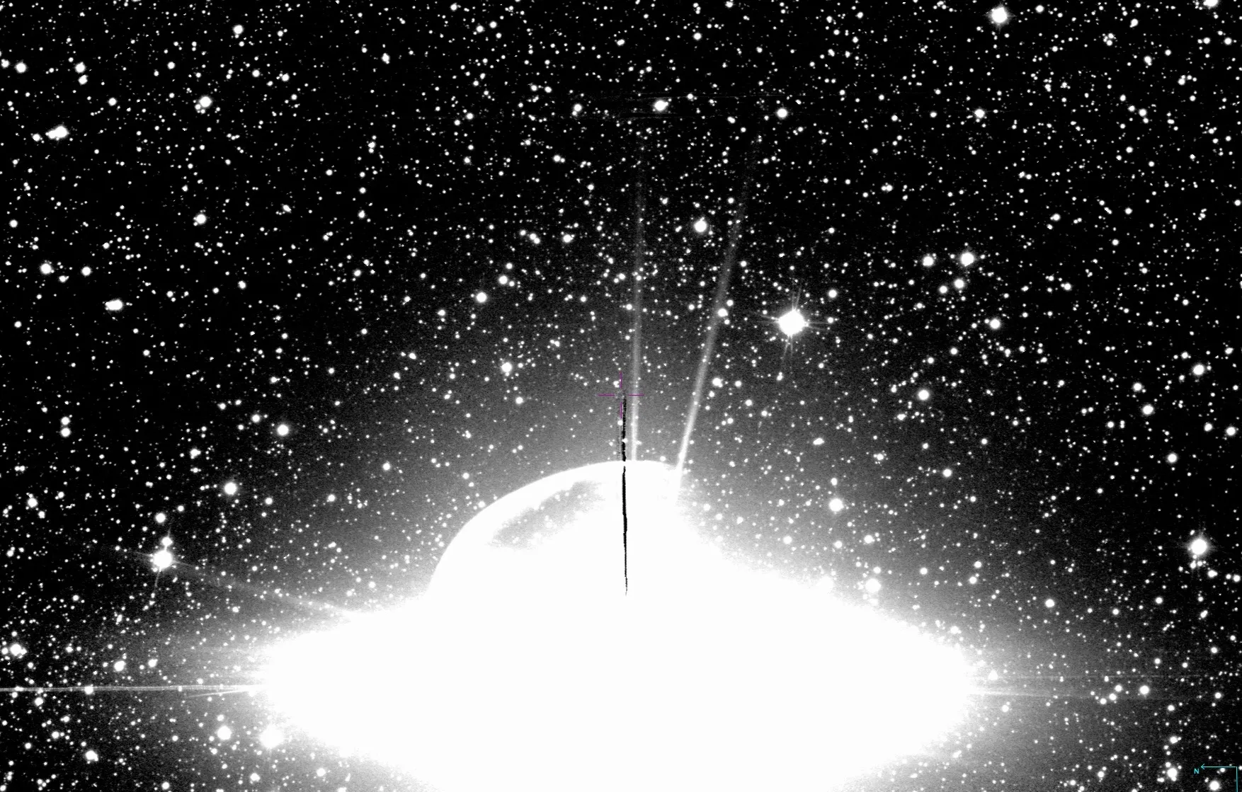 La luminosità accecante di Deneb appare in tutta la sua forza in quest’immagine nell’infrarosso.